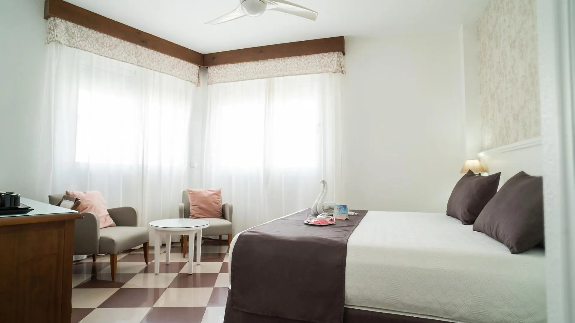 Hotel Avenida Tropical By Bossh! Hotels Salobrena 3*,  Spain