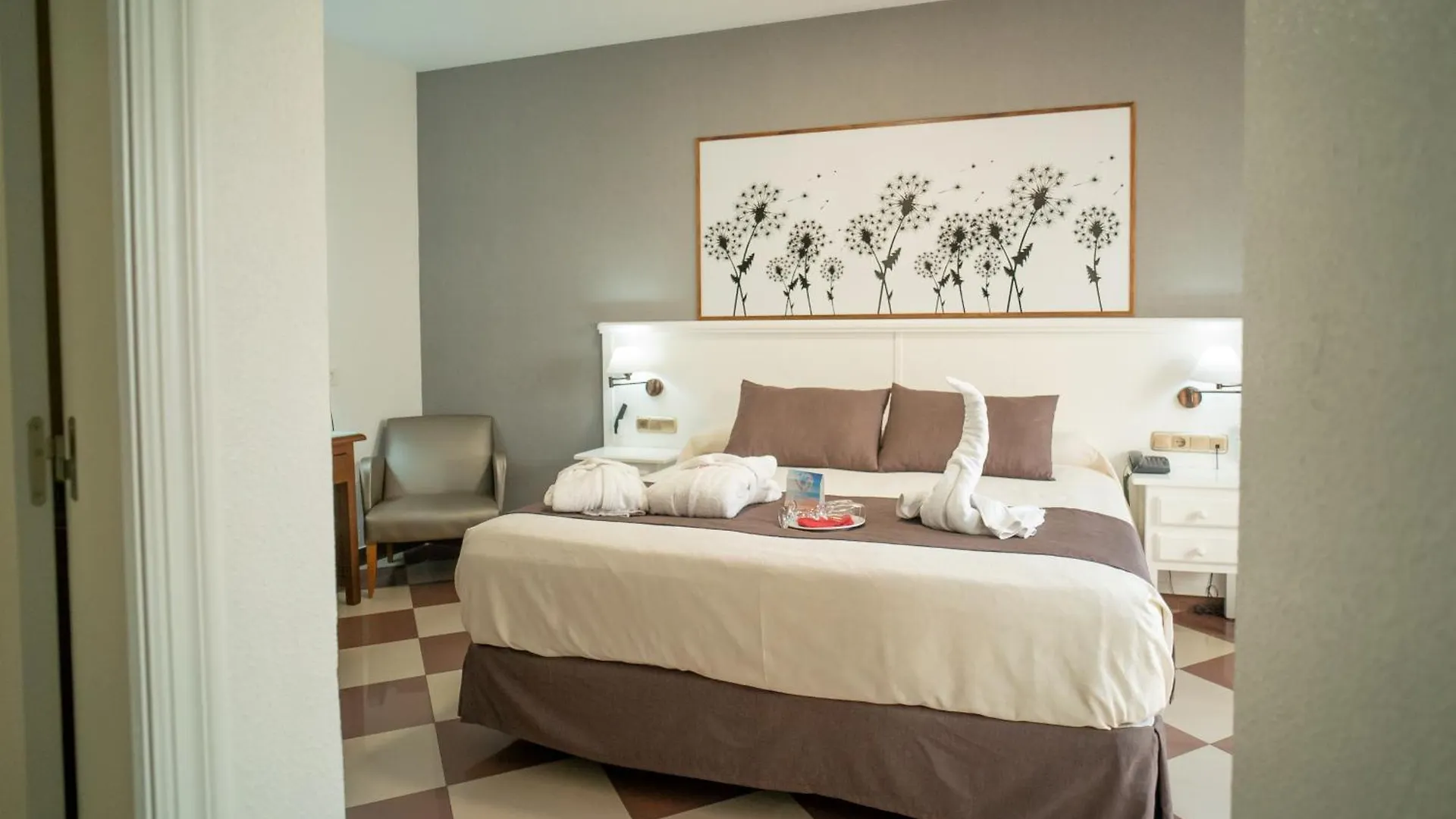 Hotel Avenida Tropical By Bossh! Hotels Salobrena