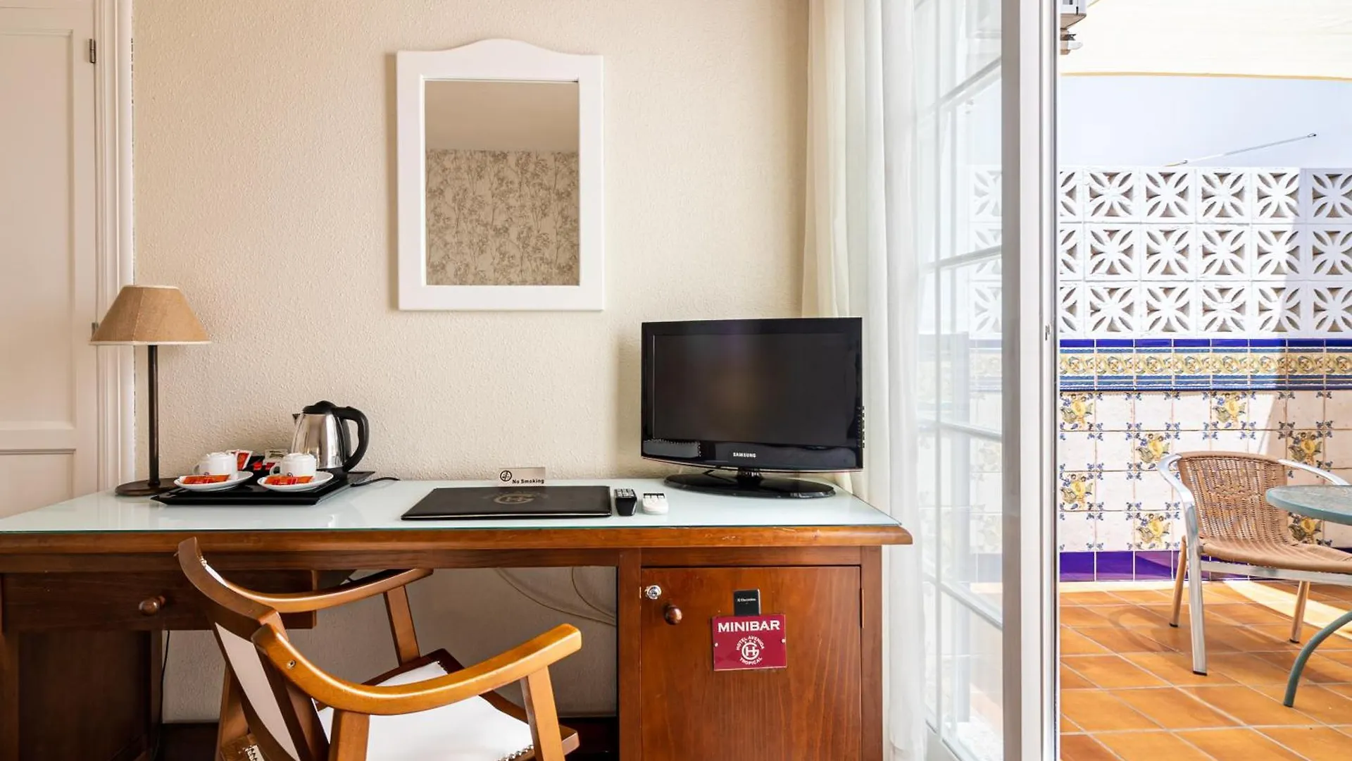 Hotel Avenida Tropical By Bossh! Hotels Salobrena