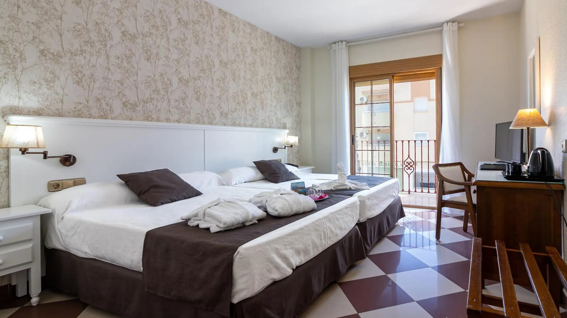 Hotel Avenida Tropical By Bossh! Hotels Salobrena