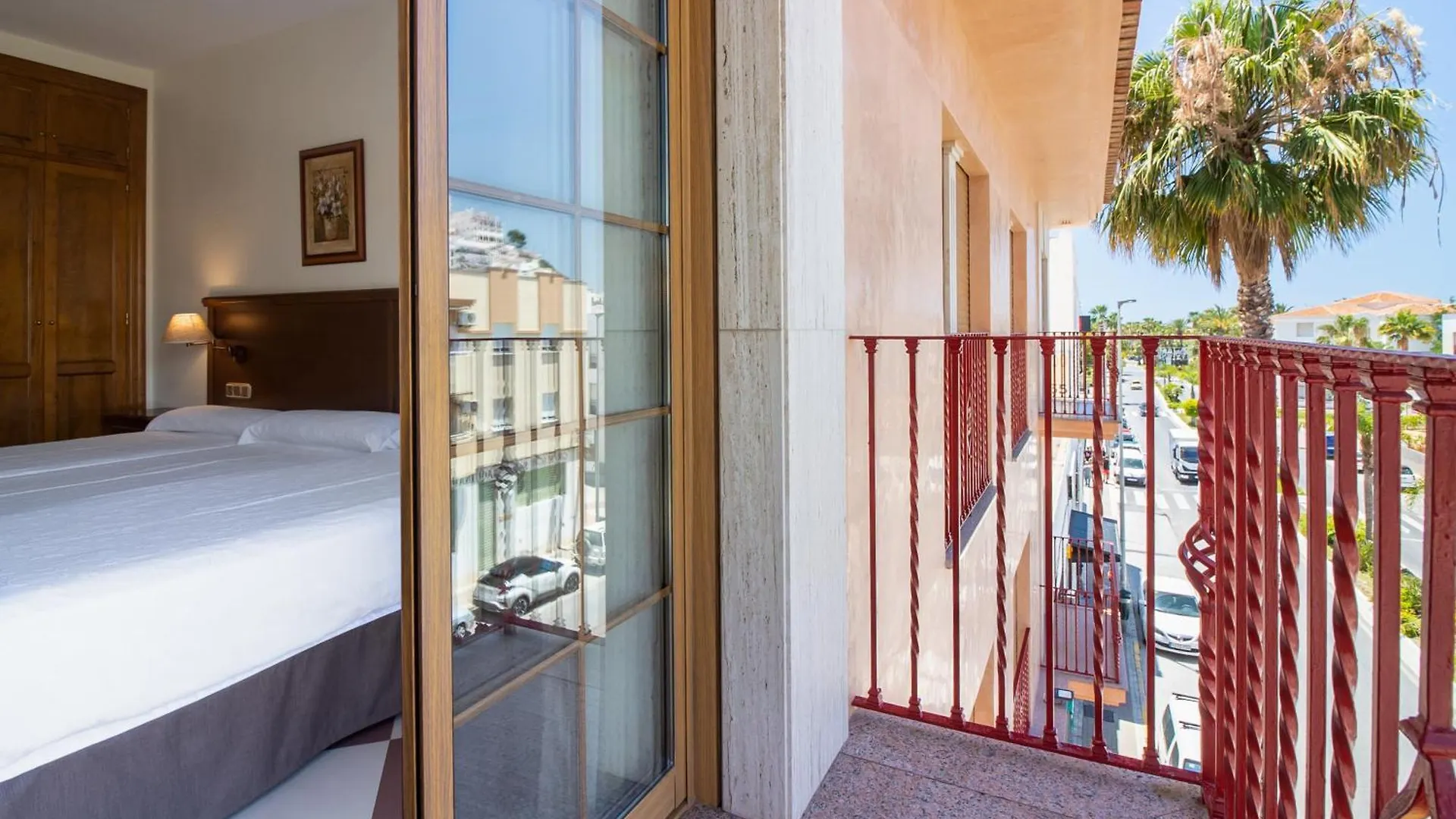 Hotel Avenida Tropical By Bossh! Hotels Salobrena