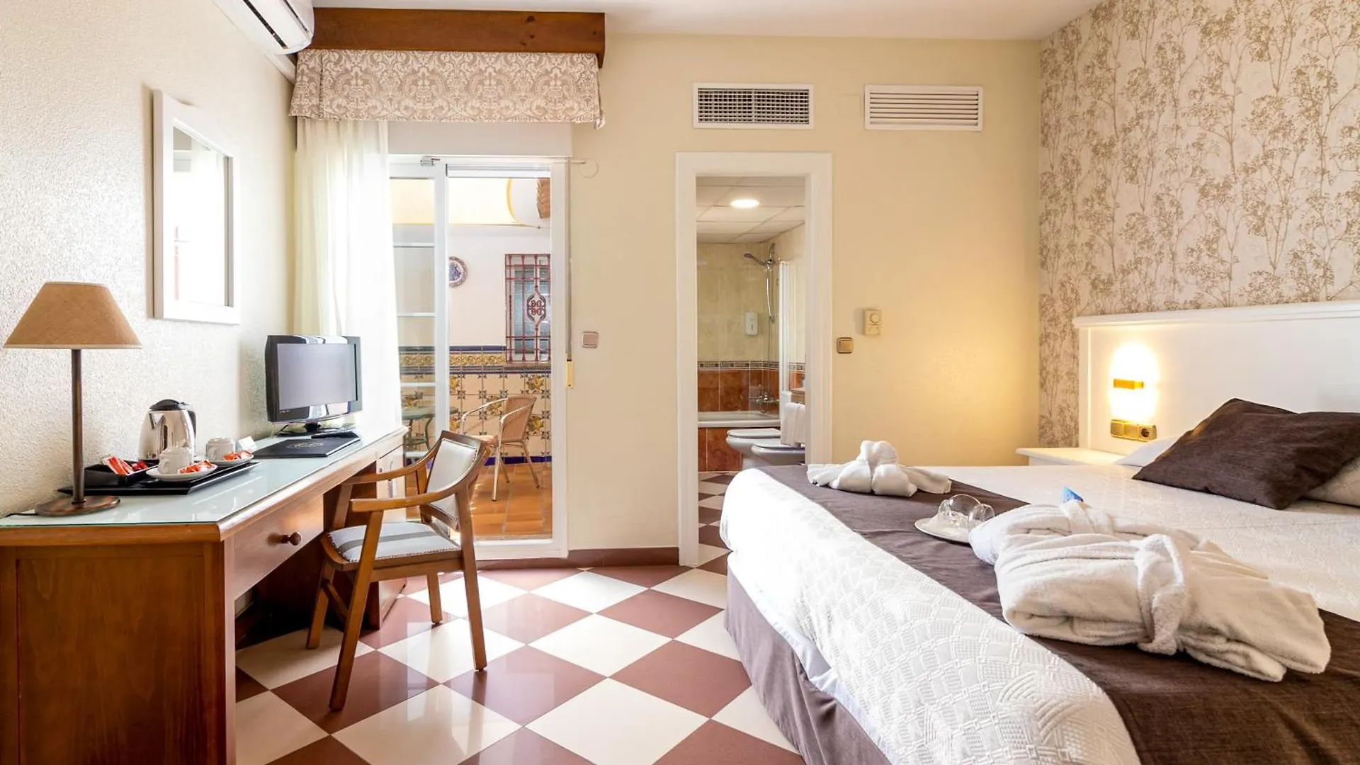 Hotel Avenida Tropical By Bossh! Hotels Salobrena