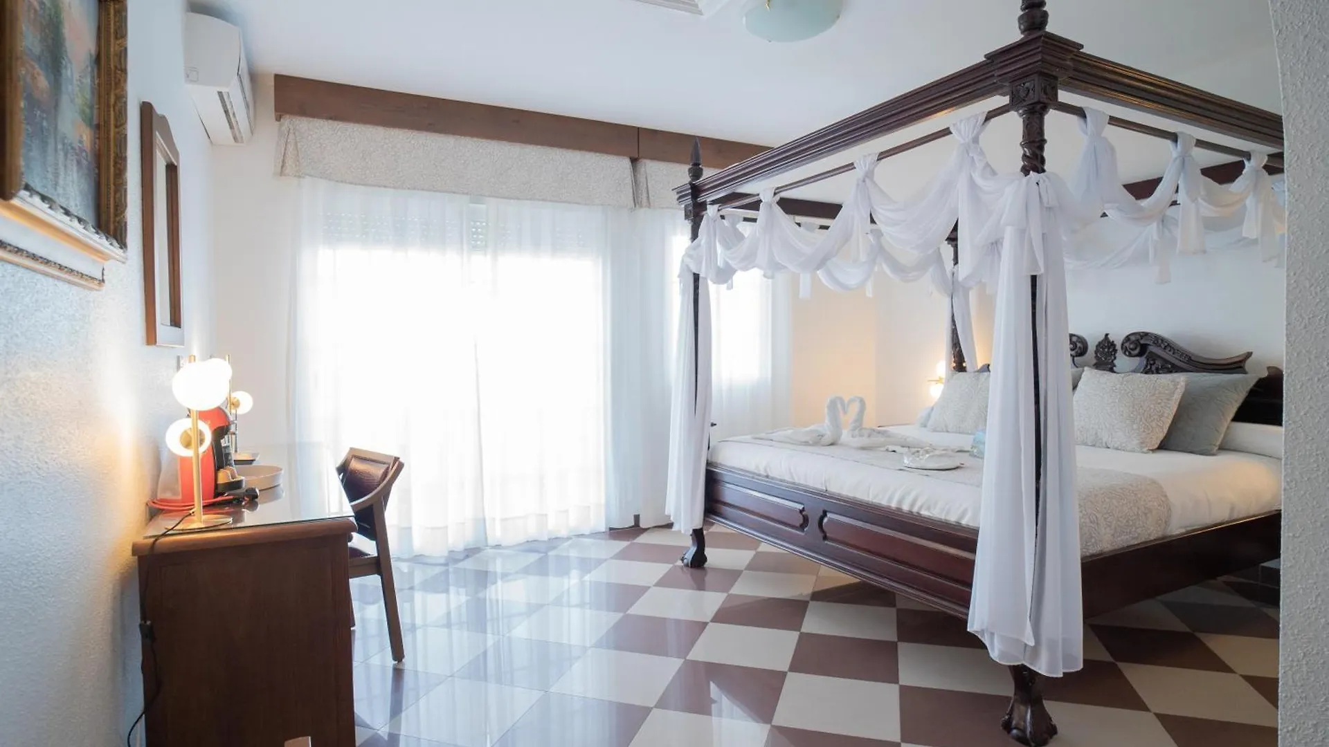 Hotel Avenida Tropical By Bossh! Hotels Salobrena