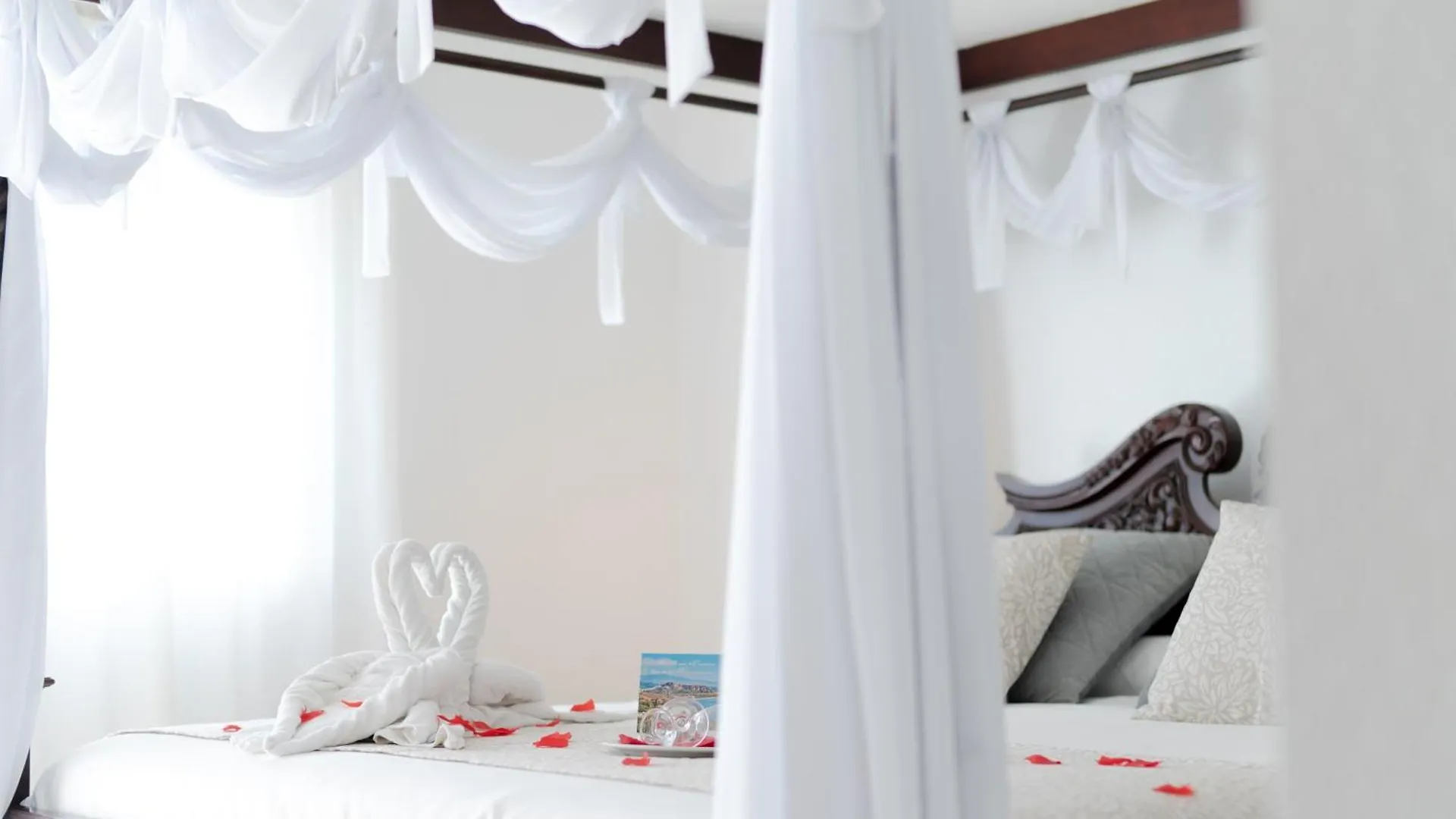 Hotel Avenida Tropical By Bossh! Hotels Salobrena 3*,  Spain
